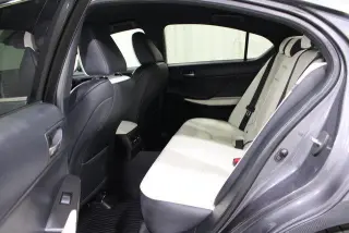 Lexus IS 350 2021 F SPORT 4dr Sedán