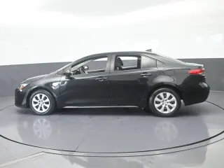 Toyota Corolla 2022 LE 4p Sedan