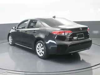 Toyota Corolla 2022 LE 4p Sedan