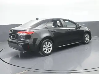 Toyota Corolla 2022 LE 4p Sedan