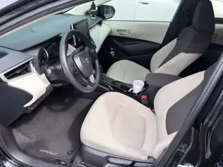 Toyota Corolla 2021 LE 4p Sedan