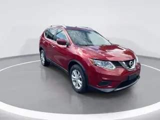 Nissan Rogue 2016 SV 4dr Crossover
