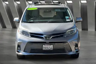 Toyota Sienna 2018 XLE 7-Pasajeros Asiento Automático Acceso 4dr Mini-Van