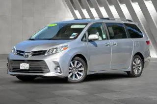 Toyota Sienna 2018 XLE 7-Pasajeros Asiento Automático Acceso 4dr Mini-Van