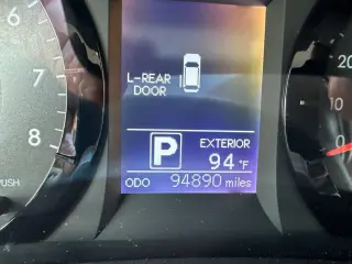 Toyota Sienna 2017 LE 7-Pasajeros Asiento de Acceso Automático 4dr Mini-Van