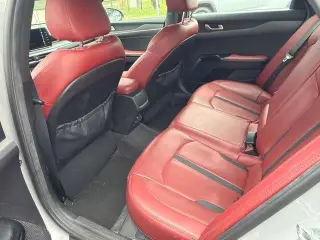 Kia K5 2024 GT-Line 4dr Sedán