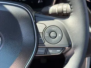 Toyota Corolla Cross 2025 AWD XLE 4dr Crossover