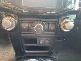Toyota 4Runner 2017 4x4 SR5 4p SUV