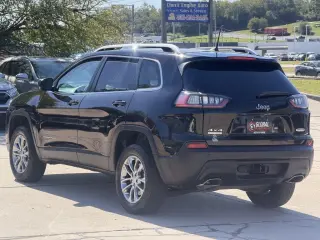 Jeep Cherokee Latitude Lux 4WD 2021