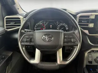 Toyota Tundra 2025 4x4 SR5 4dr CrewMax Cab Pickup SB