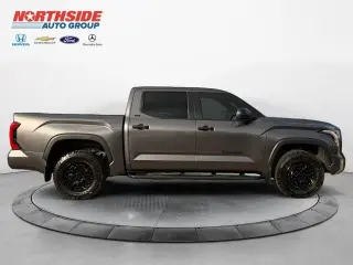 Toyota Tundra 2025 4x4 SR5 4dr CrewMax Cab Pickup SB