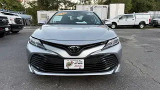 2020 Toyota Camry LE Auto (Natl)