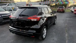 2022 Nissan Kicks S FWD