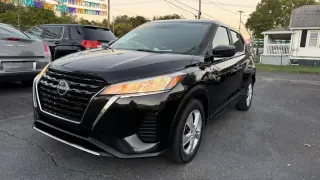 2022 Nissan Kicks S FWD