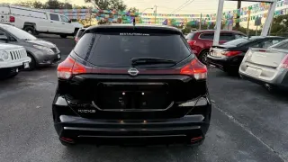 2022 Nissan Kicks S FWD