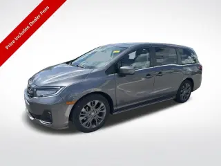 Honda Odyssey 2025 Touring 4pu Minivan