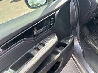 Honda Odyssey 2025 Touring 4pu Minivan