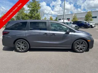 Honda Odyssey 2025 Touring 4pu Minivan