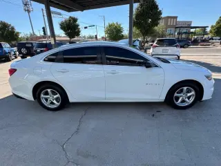 2018 Chevrolet Malibu 4dr Sdn LS w/1LS