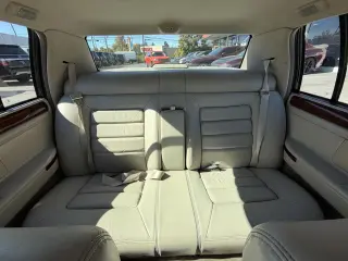 1996 Cadillac DeVille 4dr Sdn