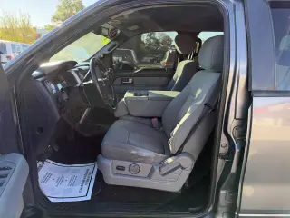 2013 Ford F-150 4WD SuperCrew 145" King Ranch
