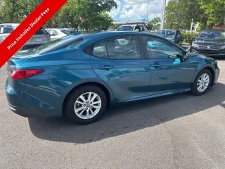 Toyota Camry 2025 LE 4dr Sedan