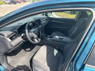 Toyota Camry 2025 LE 4dr Sedan