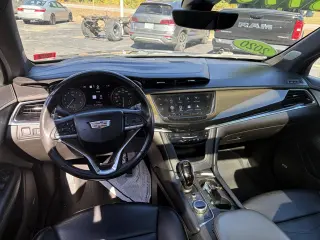 2020 Cadillac XT6 Sport