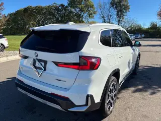 BMW X1 2024 AWD xDrive28i 4dr Vehículo de Actividad Deportiva Deportiva