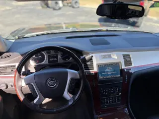 2012 Cadillac Escalade ESV AWD Luxury