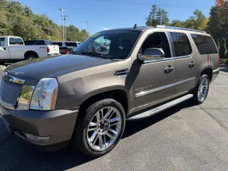 2012 Cadillac Escalade ESV AWD Luxury