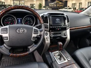 2015 Toyota Land Cruiser