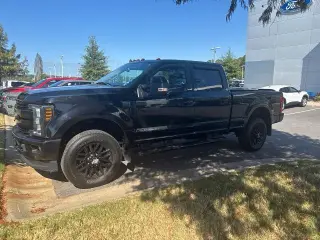 Ford F-250 Super Duty 2019 4x4 Lariat 4p Crew Cab 6.8 ft. CB Camión