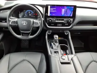 Toyota Grand Highlander 2024 AWD XLE 4dr SUV