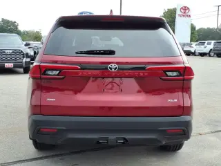 Toyota Grand Highlander 2024 AWD XLE 4dr SUV