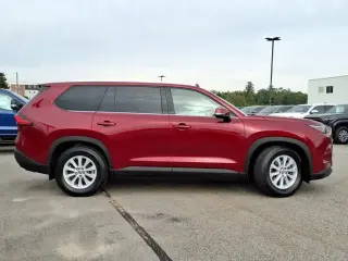 Toyota Grand Highlander 2024 AWD XLE 4dr SUV