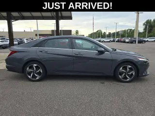 Hyundai ELANTRA 2023 Limitada 4p Sedan