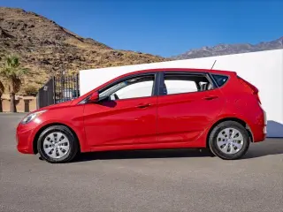 Hyundai ACCENT 2016 SE 4p Hatchback 6A