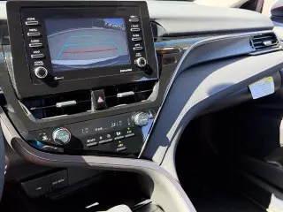 Toyota Camry 2024 LE 4p Sedan