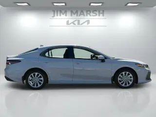Toyota Camry 2024 LE 4p Sedan