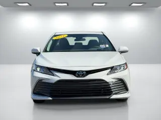 Toyota Camry 2024 LE 4p Sedan