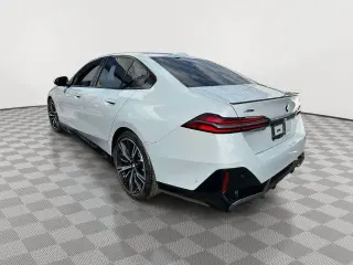 BMW Serie 5 2024 AWD 530i xDrive Sedán 4 puertas