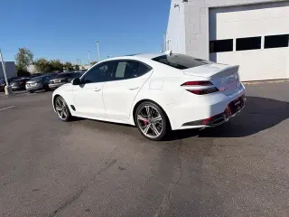 Genesis G70 2025 AWD 2.5T Estándar 4p Sedan