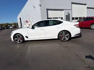 Genesis G70 2025 AWD 2.5T Estándar 4p Sedan