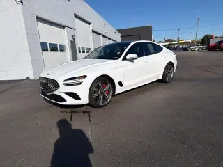 Genesis G70 2025 AWD 2.5T Estándar 4p Sedan