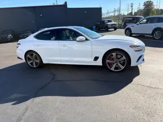 Genesis G70 2025 AWD 2.5T Estándar 4p Sedan