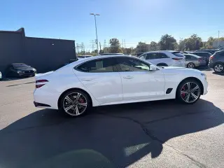 Genesis G70 2025 AWD 2.5T Estándar 4p Sedan