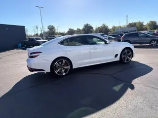Genesis G70 2025 AWD 2.5T Estándar 4p Sedan