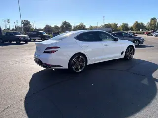Genesis G70 2025 AWD 2.5T Estándar 4p Sedan