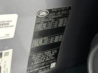 Land Rover Defender 2023 AWD 130 SE 4p SUV